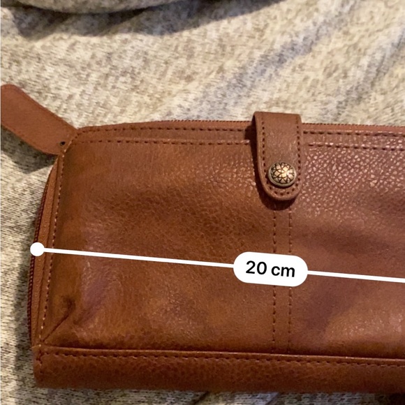 Purse never used - Picture 3 of 3